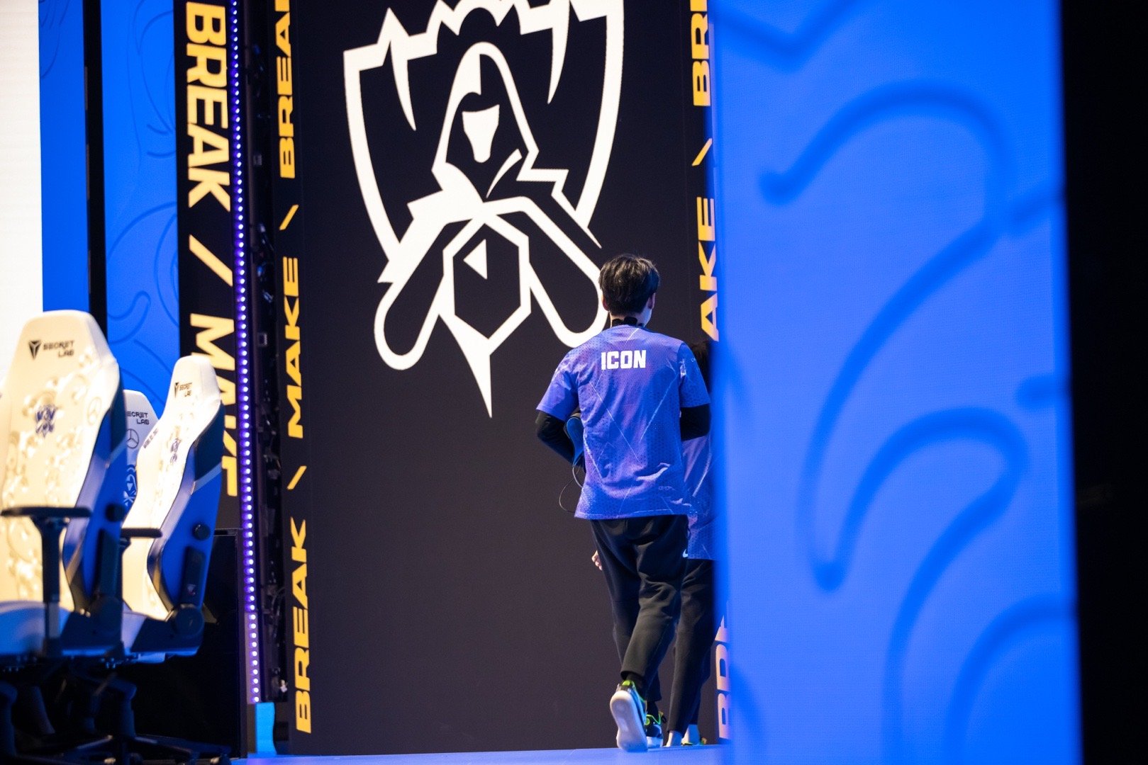 金咕咕doinb直播间 金咕咕doinb直播间